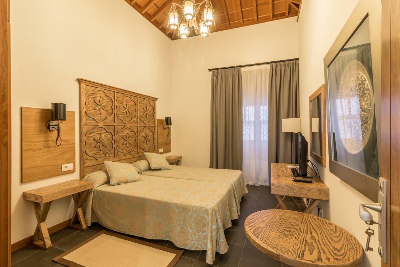 Apartamentos Emblematicos Ki_Tapenas Santa Cruz de la Palma  Eksteriør bilde